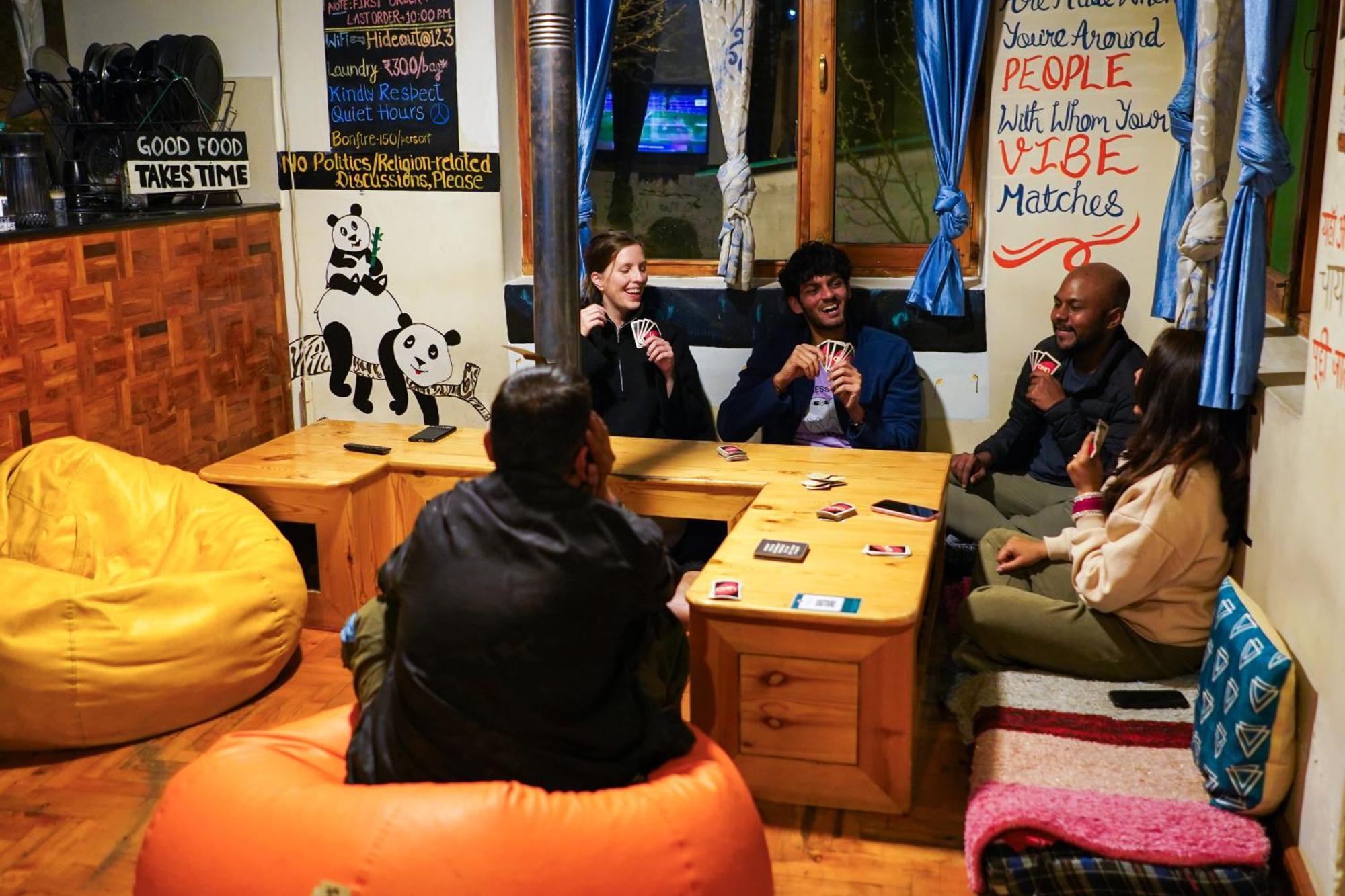 The Hideout - Hiraeth Hostel Manali  Bagian luar foto